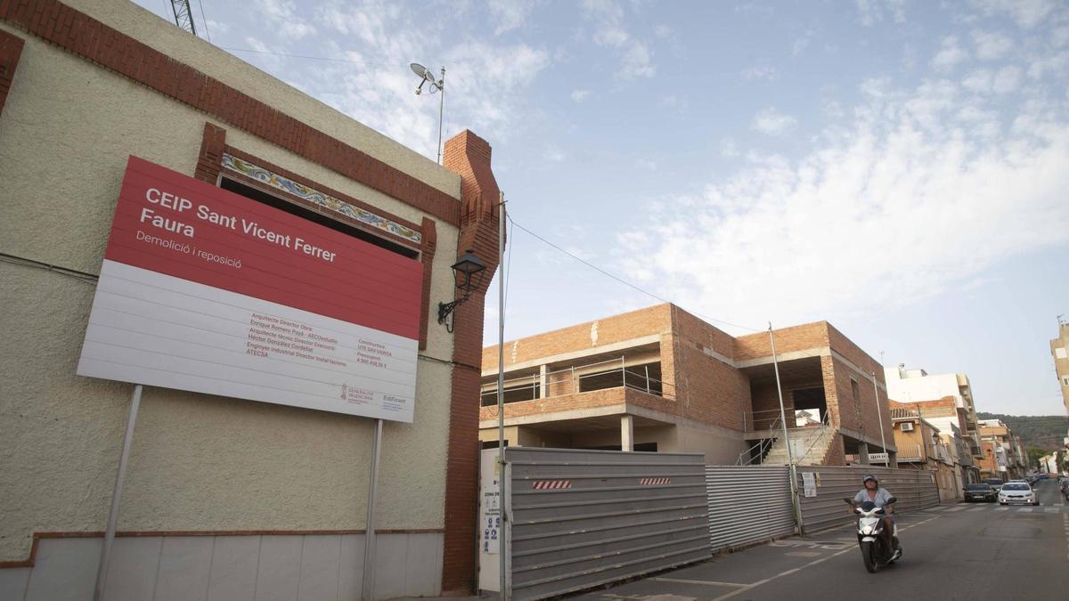 Faura recativará las obras de su colegio antes de verano