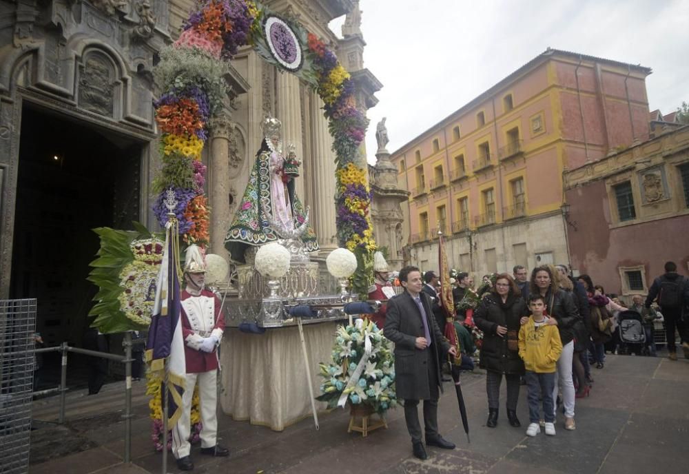 Ofrenda floral a la Morenica