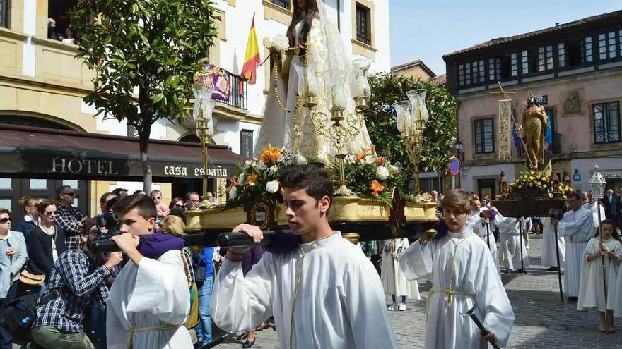 Villaviciosa despide una multitudinaria Semana Santa