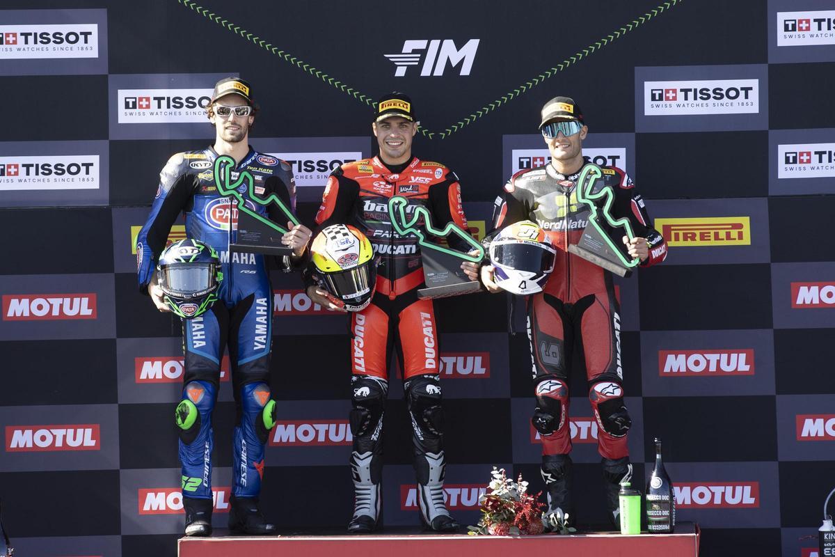 Stefano Manzi, Yari Montella y Jorge Navarro, Wen el podio.