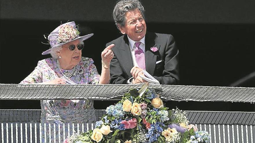 Isabel II festeja los 65 años de su coronación