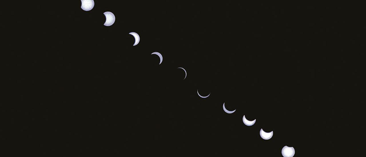 Agosto de 2016, transcurso del eclipse captado por David Lago en Mahajanga (Madagascar).