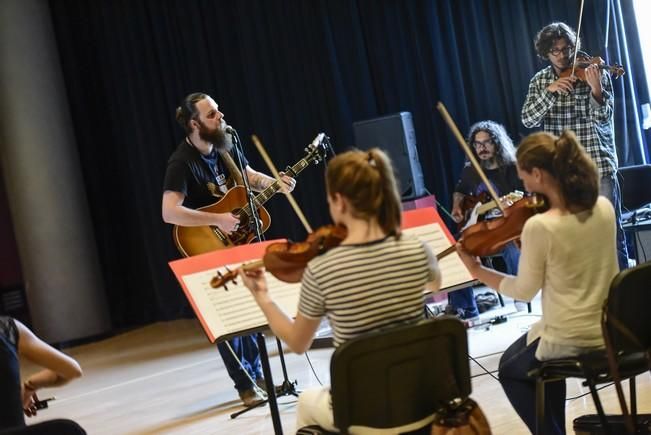 Ensayo de RED Beard con orquesta de cuerda en el ...