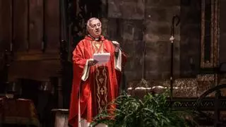 El obispo de Mallorca insiste en la acogida "digna de los inmigrantes" y celebra la solidaridad con Cordóba en una misa sin políticos