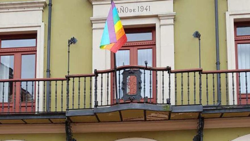 Langreo adelanta el Día del Orgullo Gay