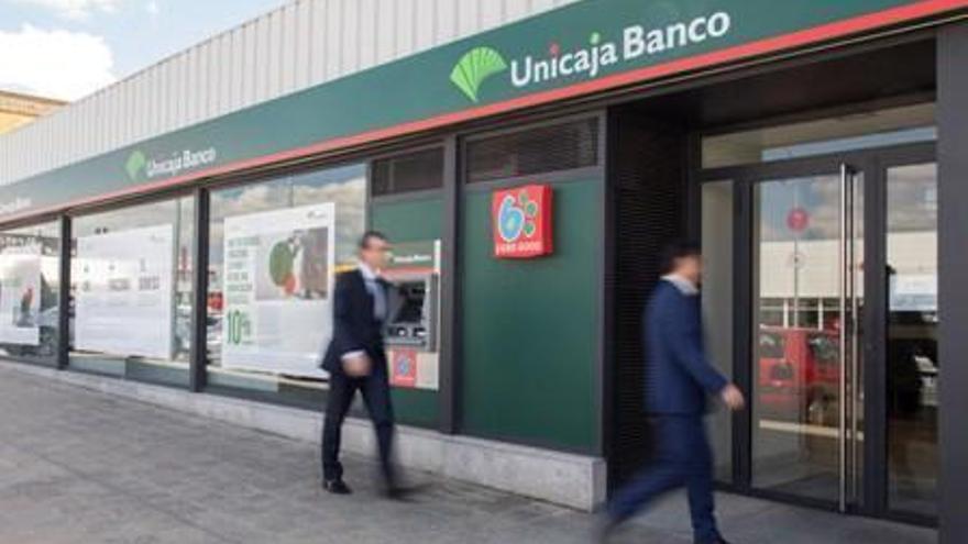 Unicaja Banco apoya a pymes y autónomos de Extremadura y refuerza la financiación acogida a avales