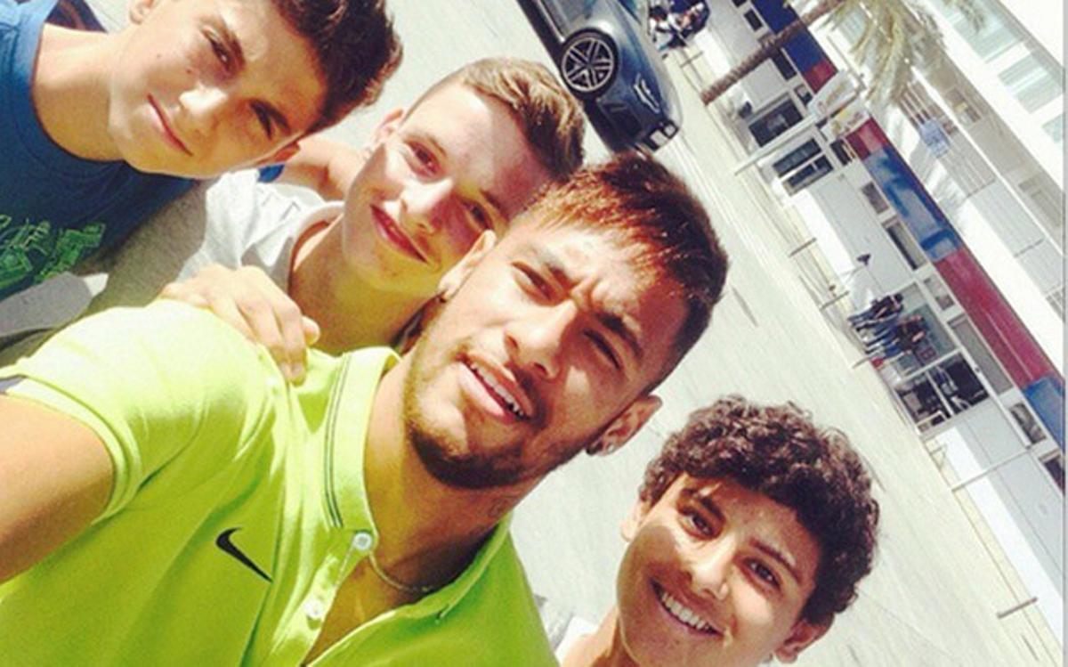 Lederman, Sergio Gómez y Lucas de Vega se fotografiaron con Neymar