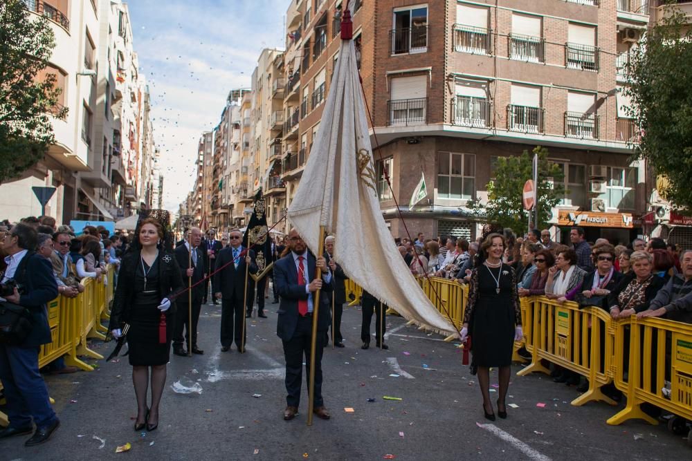 El Cristo Resucitado y de la Virgen de la Asunción inundan la ciudad de alegría y color