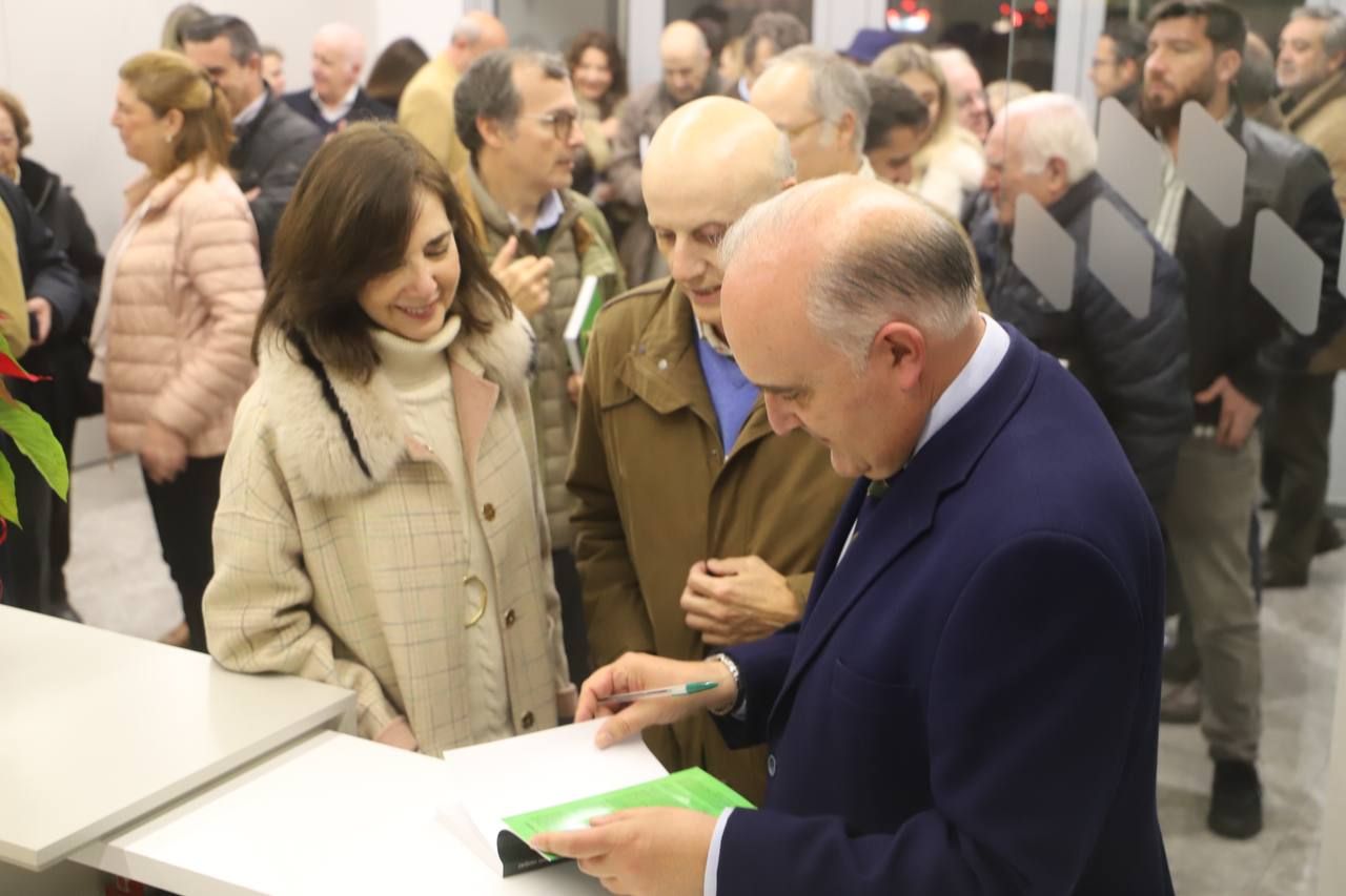 La editorial Ánfora Nova presenta la última novela de Rafael del Campo