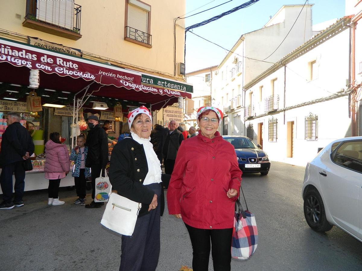 Numerosos puestos jalonan las calles más turísticas de Rute.