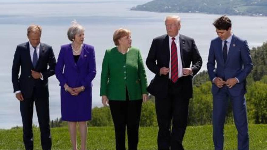 Tusk, May, Merkel, Trump i Trudeau, al Quebec.