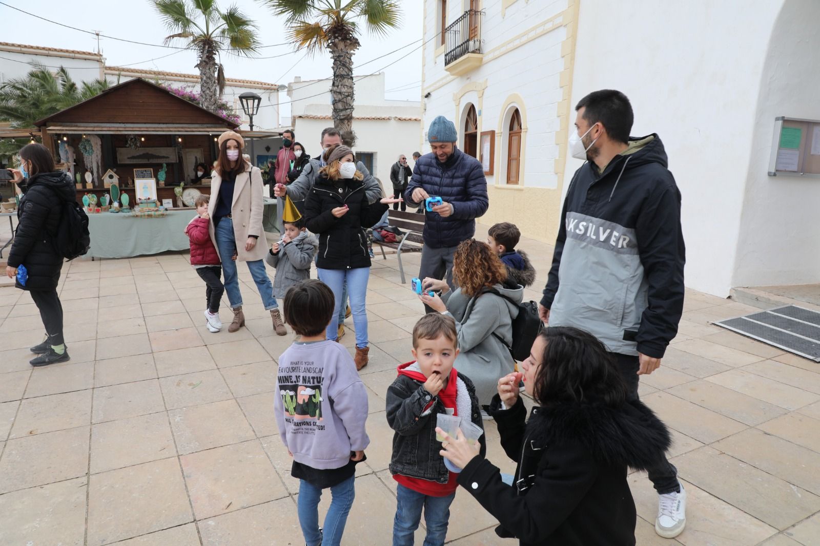 Formentera adelanta las uvas al mediodía