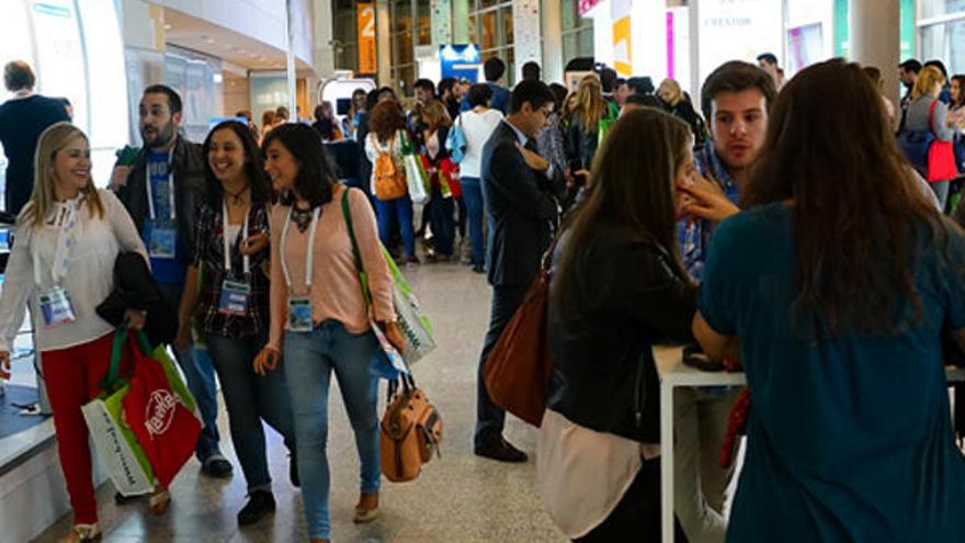 Los médicos alertan del aumento de enfermos dentro de siete años por los recortes