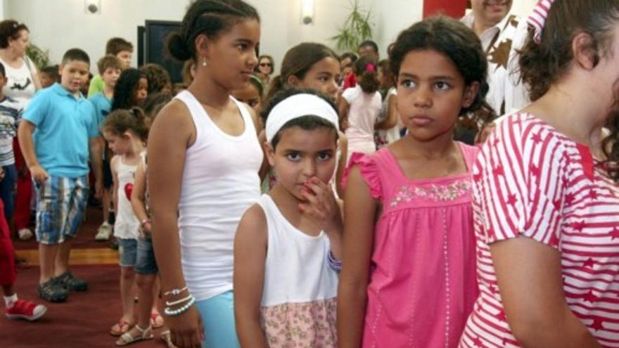 Más de cuarenta niños saharauis llegan a Cartagena