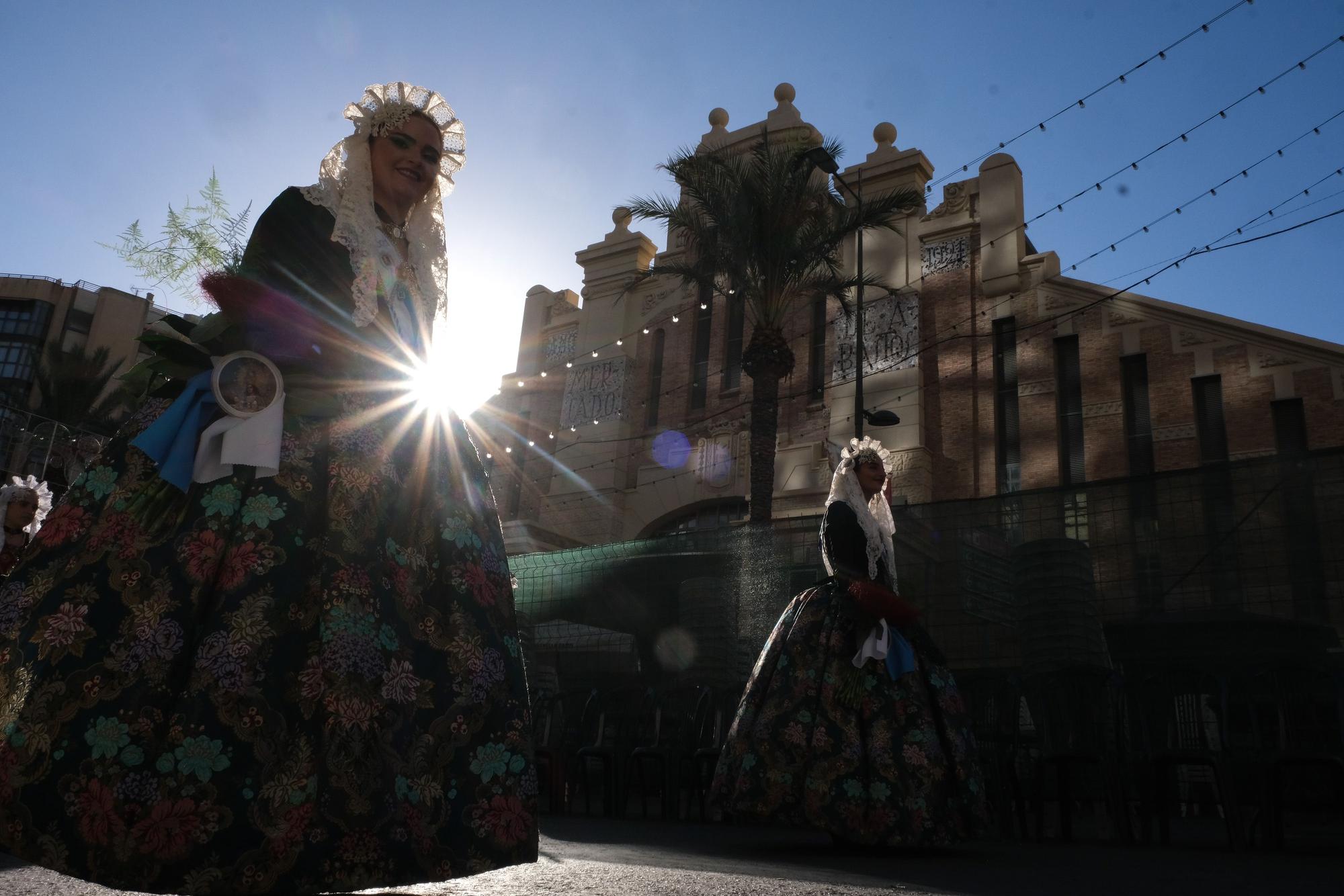 Emotiva ofrenda floral a la Patrona