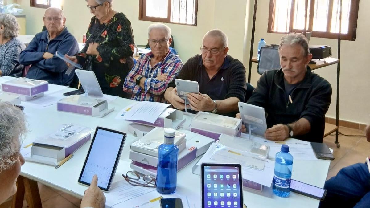 La iniciativa busca reducir la brecha digital en todo el municipio.