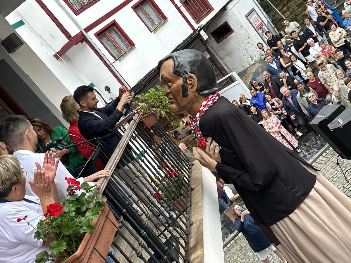 En imágenes: Cudillero da la bienvenida a las fiestas de San Pedro y San Pablo