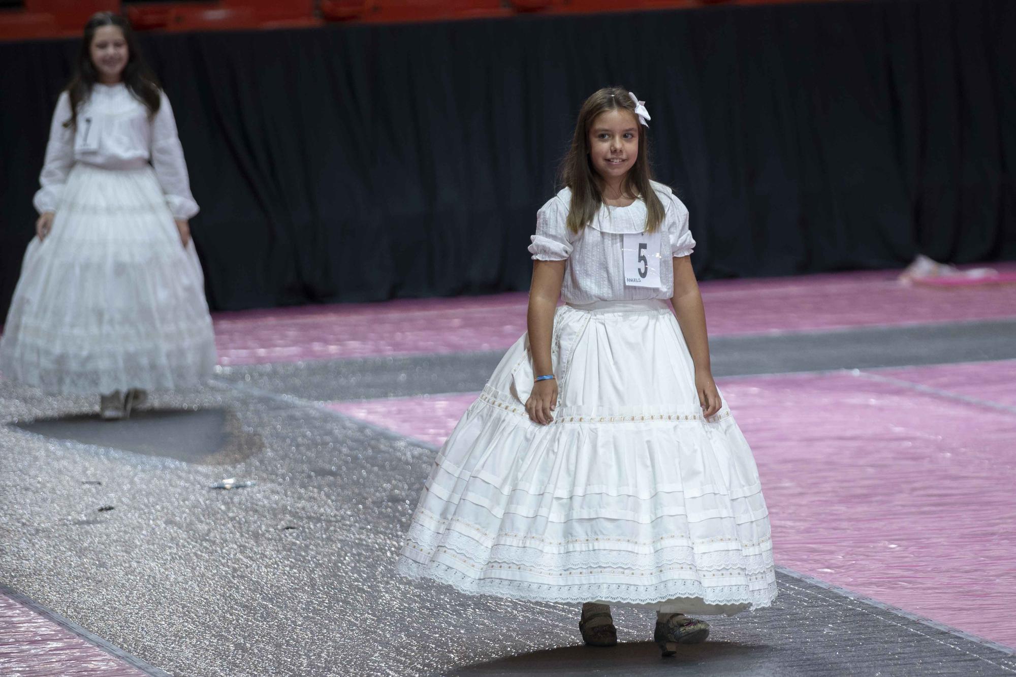 Así ha sido el ensayo de la gala para la elección de las cortes falleras 2023: infantiles