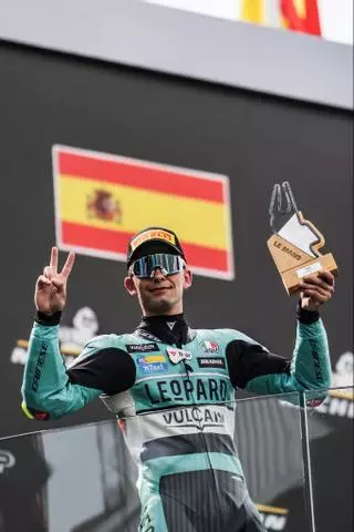 ¡Golpe al Mundial de Moto3! Adrián Fernández, descalificado de seis carreras