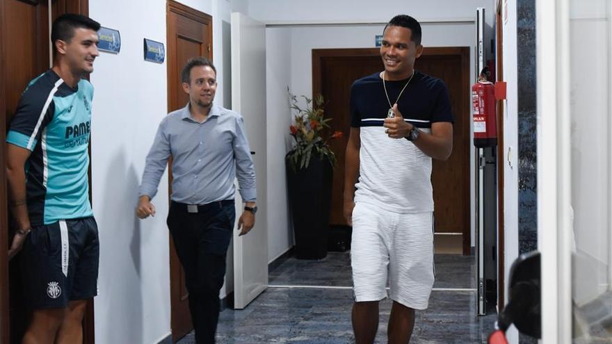 Bacca completa el Submarino 2.0 de Calleja... salvo sorpresa