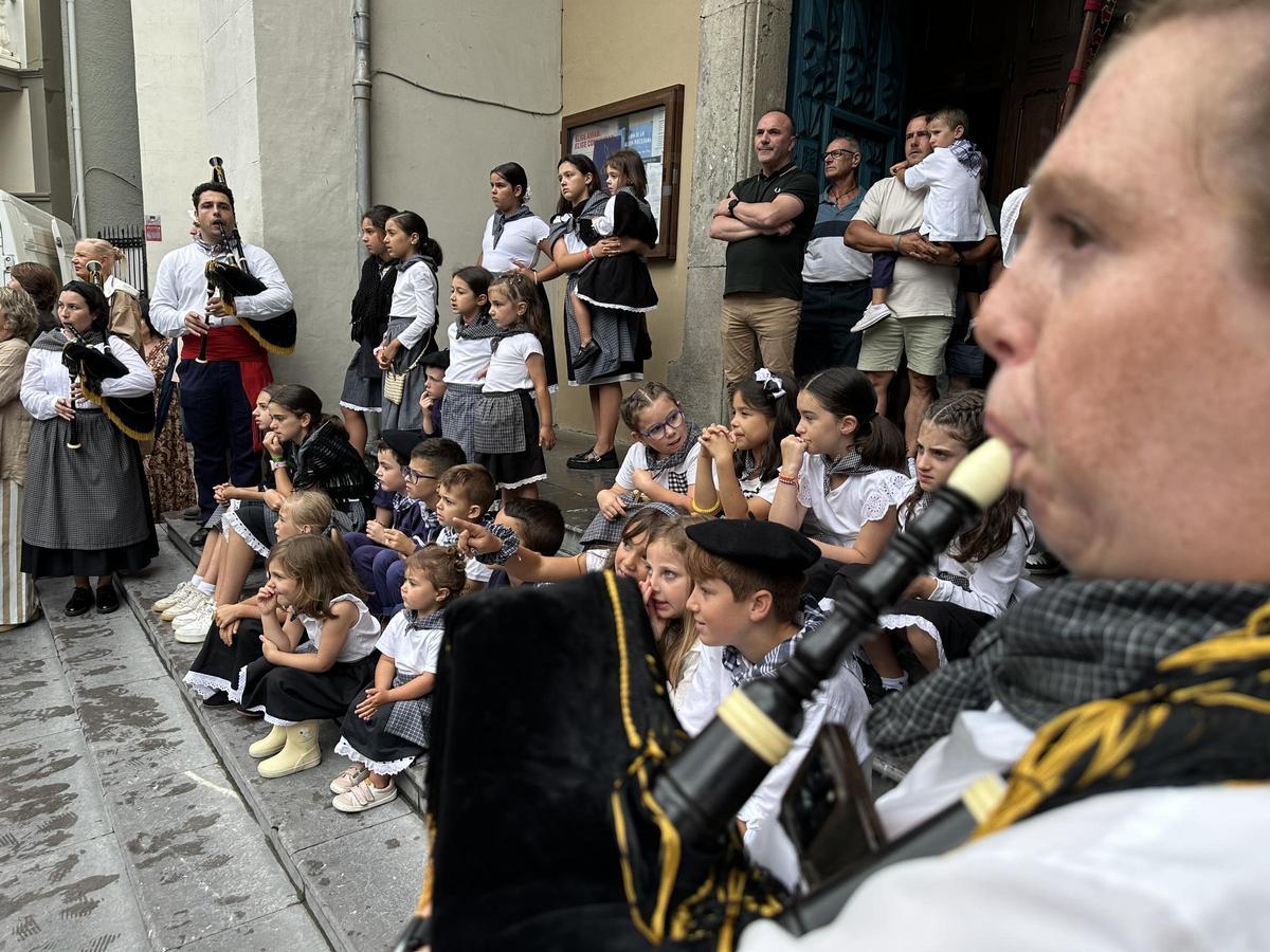 En imágenes: Cudillero da la bienvenida a las fiestas de San Pedro y San Pablo