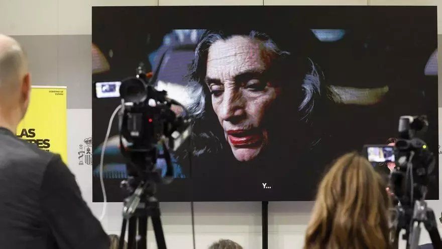 Ángela Molina protagoniza la campaña de Igualdad del 8M titulada "Mujeres de alto valor"