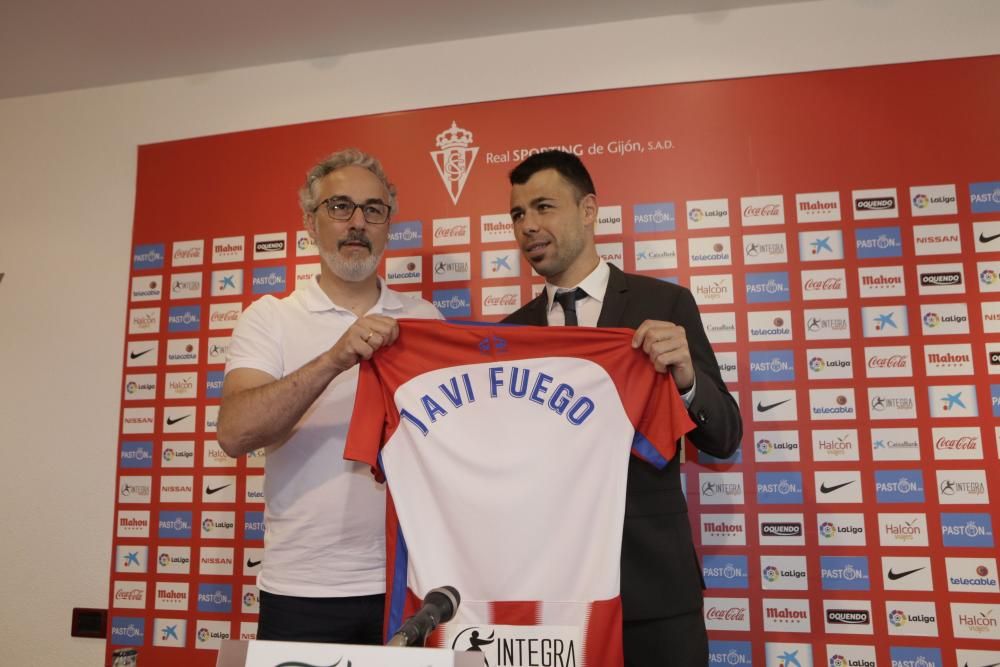 Presentación de Javi Fuego con el Sporting