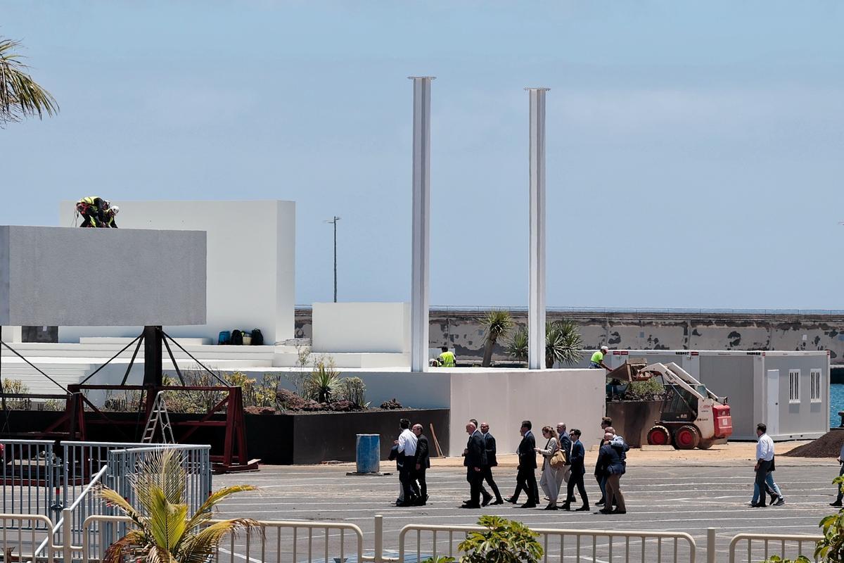 Visita de la tercera comisión del Vaticano al puerto de Santa Cruz de Tenerife Visita de la tercera comisión del Vaticano al puerto de Santa Cruz de Tenerife