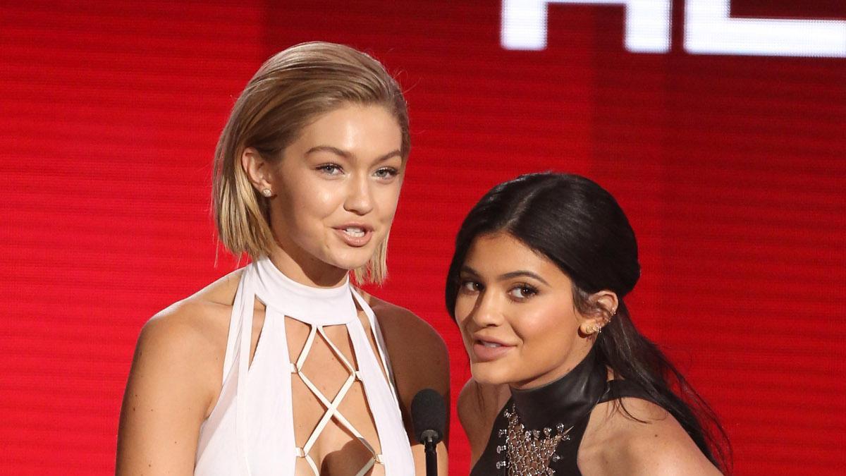 El cambio de look de Gigi Hadid en los American Music Awards 2015