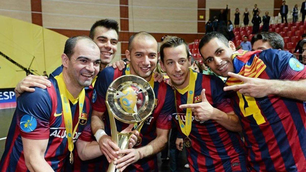 Wilde, Lozano, Igor, Lin y Fernandao tras ganar la Champions de 2014 en Bakú
