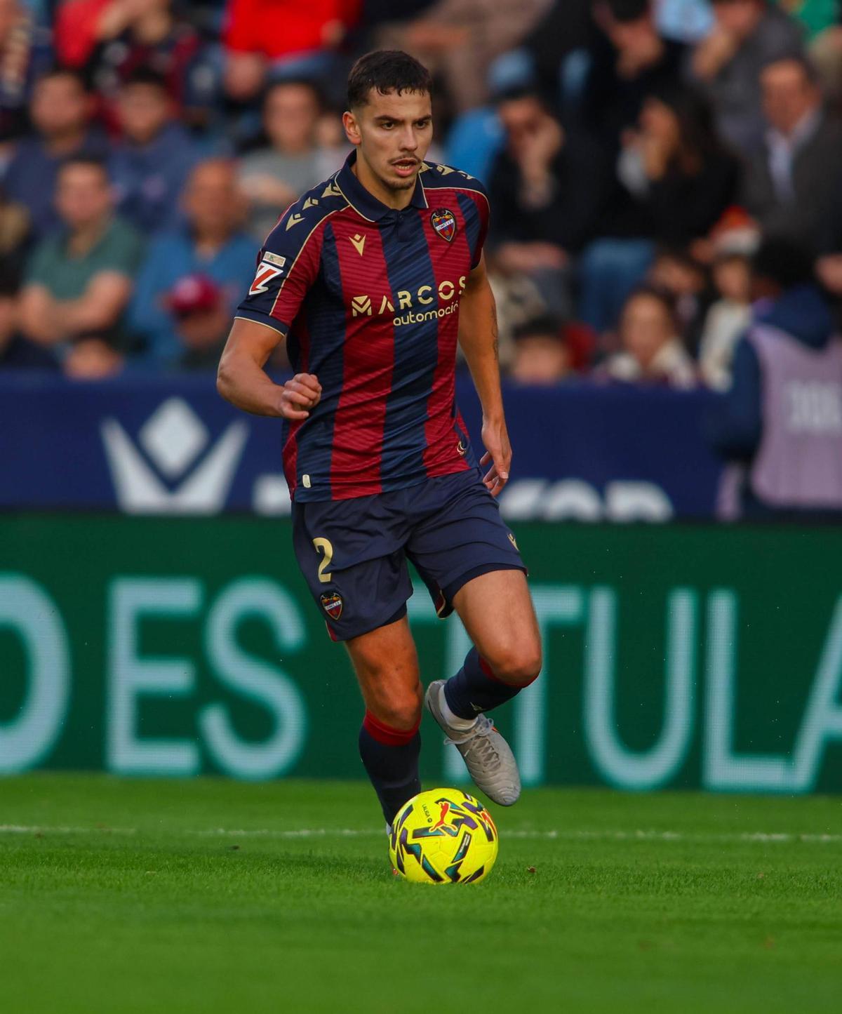 Matías Moreno, ante la Real Sociedad.