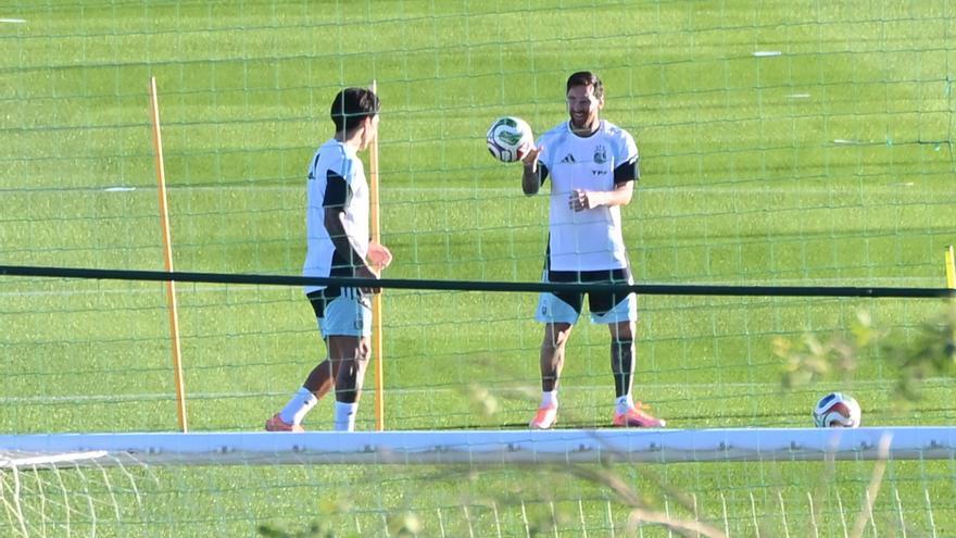 Gran expectación en Algorfa para ver a la Argentina de Messi