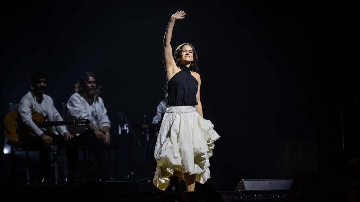 Rosalía canta 'La Perla' en el concierto por Palestina de Barcelona