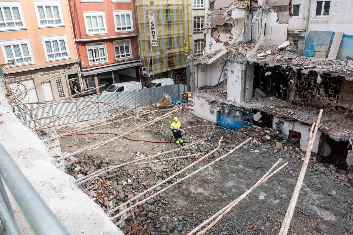MERCADO SANTA LUCIA OBRAS DEMOLICION