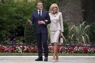 Polémica en Francia por los insultos de Brigitte Macron contra un grupo de feministas