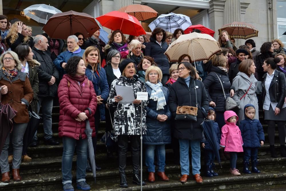 Multitudinaria protesta del 8-M en Pontevedra