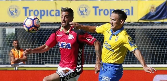 LAS PALMAS - ALAVÉS