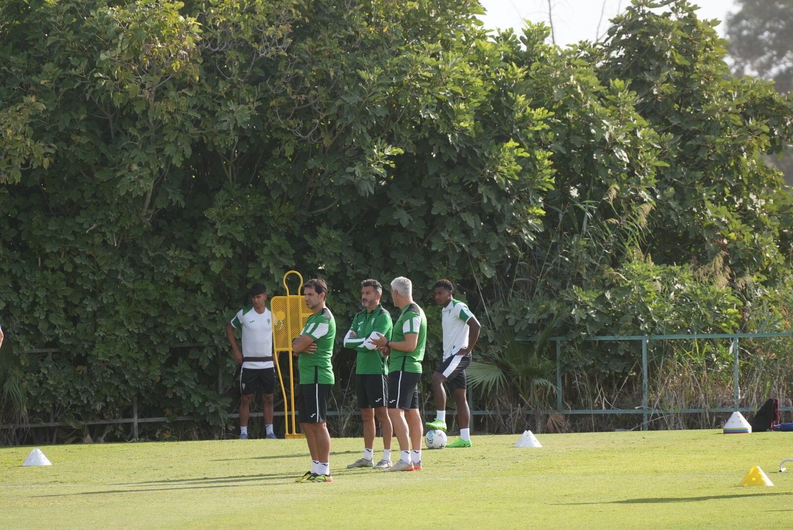 El primer entrenamiento del Córdoba CF en su séptima semana de Liga, en imágenes 