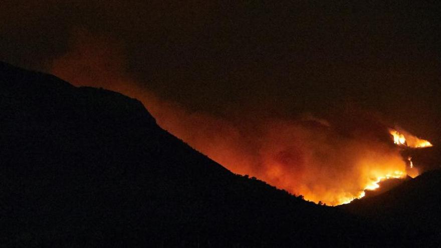 Vista del incendio forestal de Llutxent que tuvo lugar a comienzos de mes