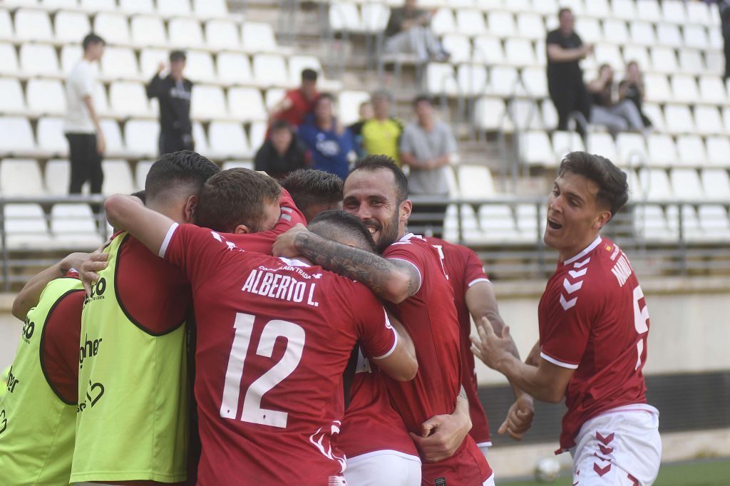 La victoria del Real Murcia frente al Águilas, en imágenes