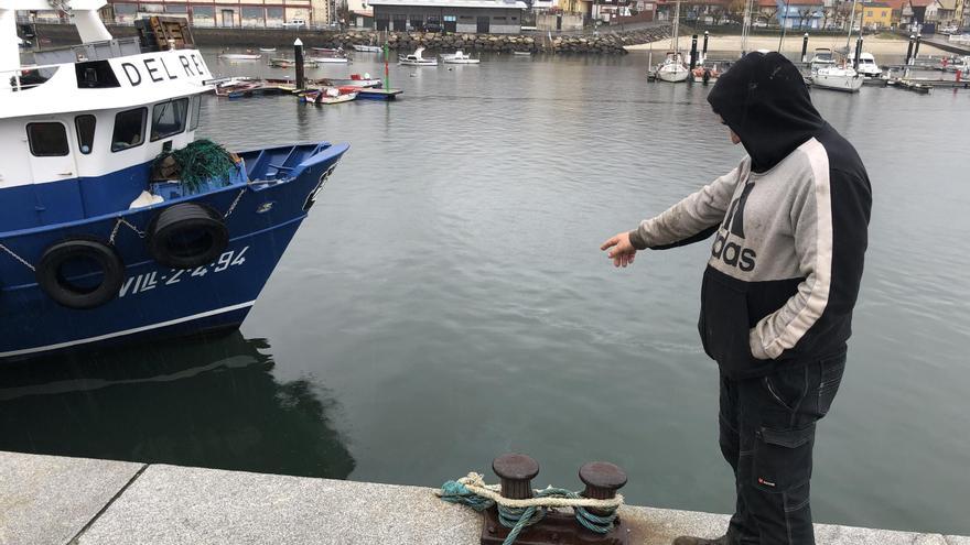 El boirense muerto al caer al mar estaba con dos amigos que se fugaron, según un testigo