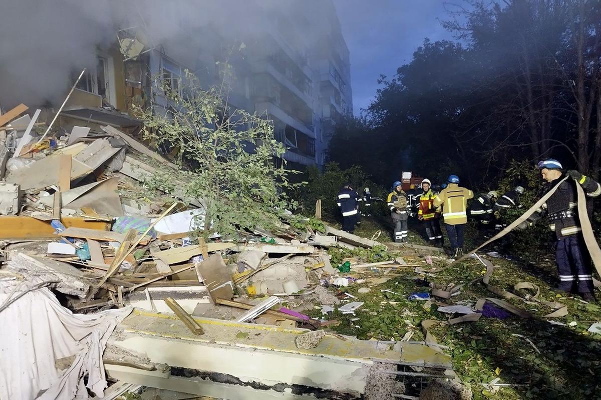 Al menos 12 personas han muerto como resultado del ataque nocturno ruso con misiles contra la ciudad ucraniana de Zaporiyia.