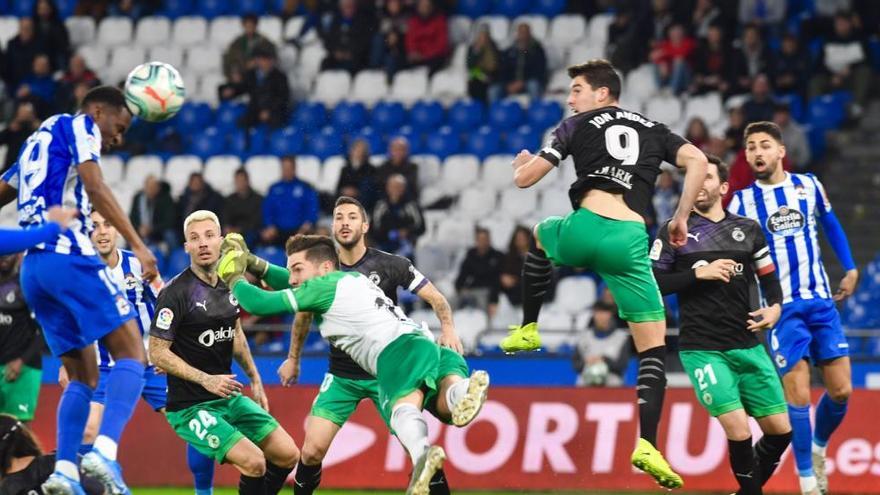 El Dépor doblega al Racing 2-1