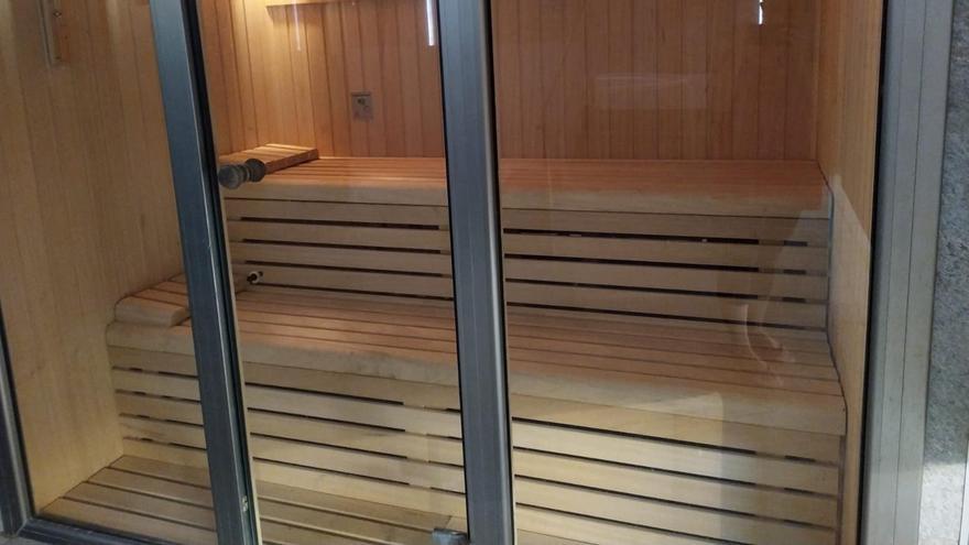 El Gobierno local de Sada recupera la sauna de la piscina que sus antecesores preveían eliminar