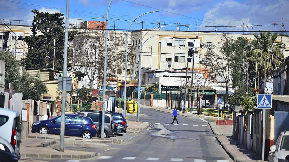 Una de las vías principales del barrio de Las Seiscientas.