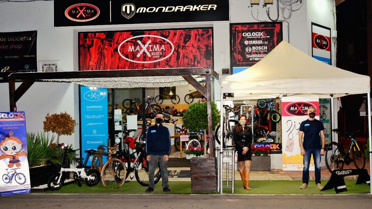 Negocio de venta de bicicletas y artículos de ciclista de Ondara