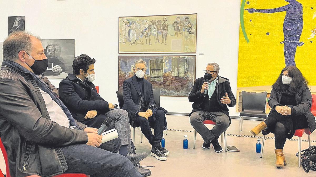 Josep Salvador, Pablo González Tornel, José Luis Pérez Pont, Evarist Caselles y Esther Alba, ayer en La Base.