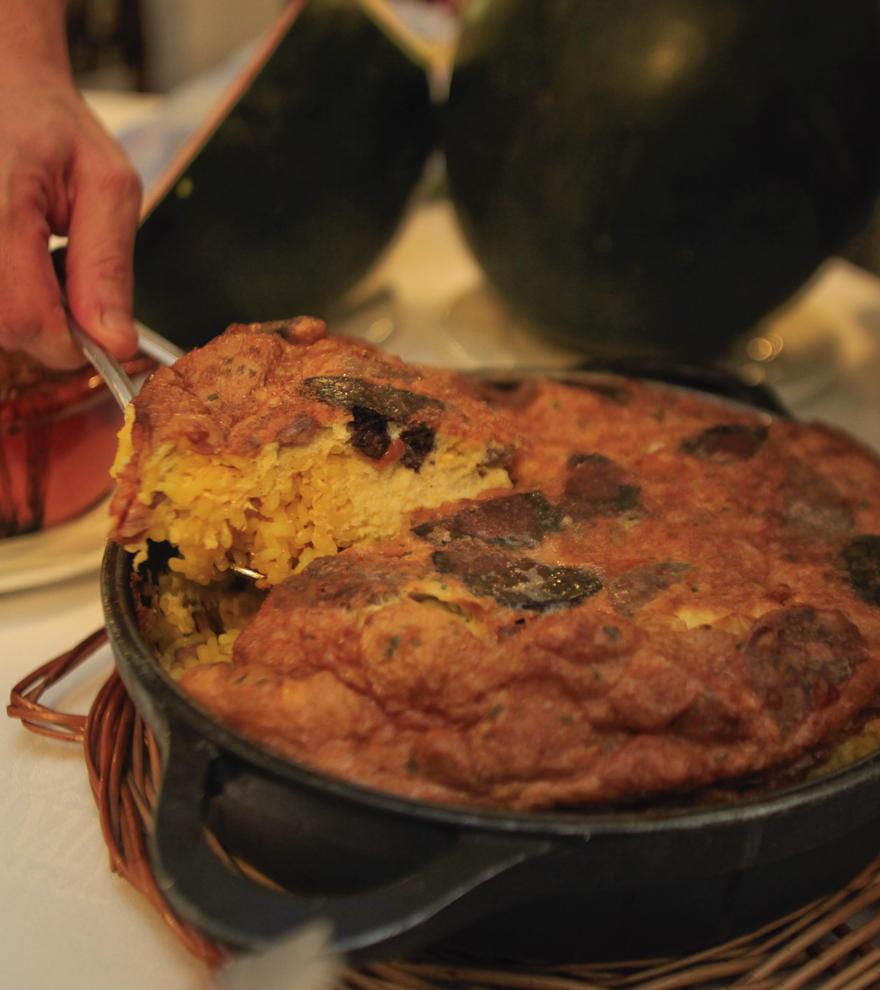 Arroz con costra, la receta tradicional del plato típico de la Vega Baja