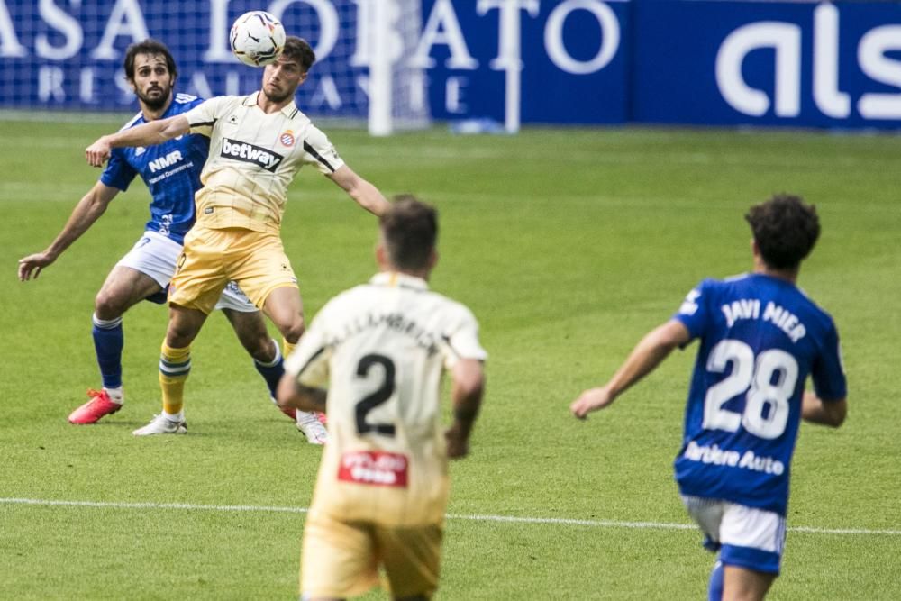 El partido entre el Real Oviedo y el Espanyol, en imágenes