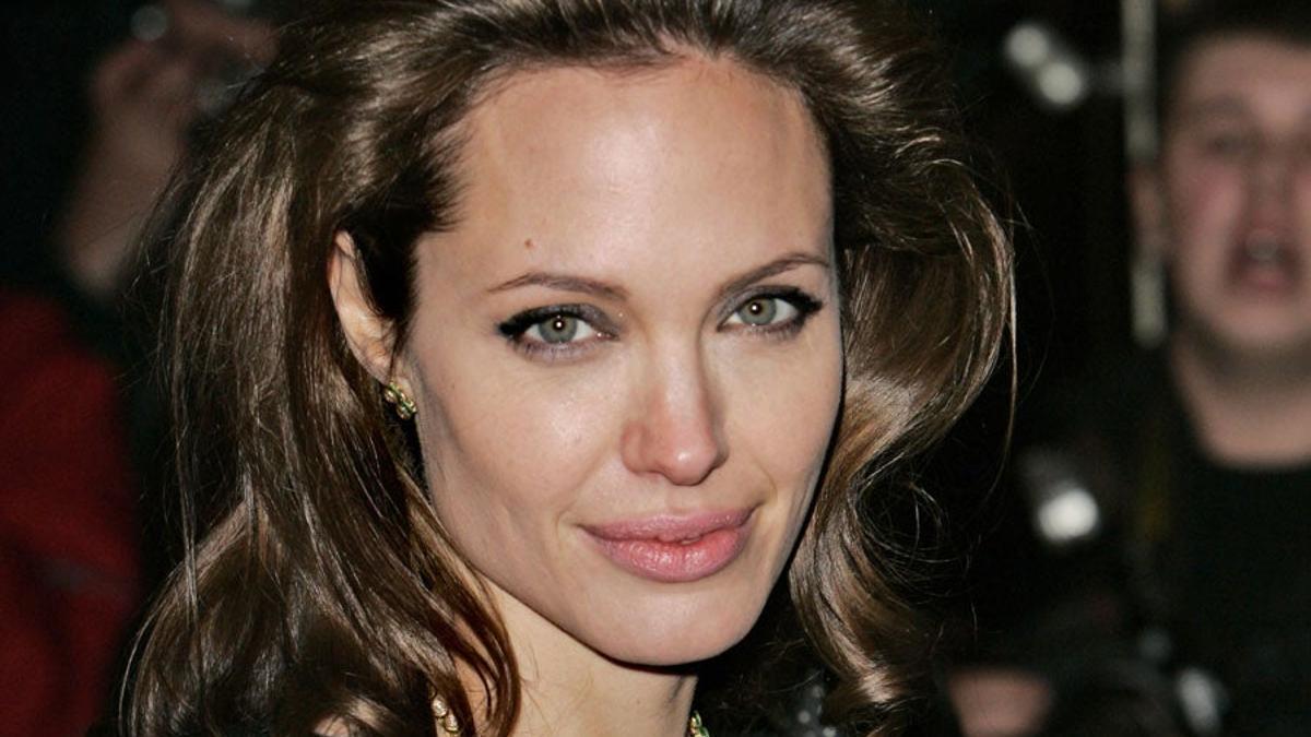 Angelina Jolie, ¿embarazada de gemelos?